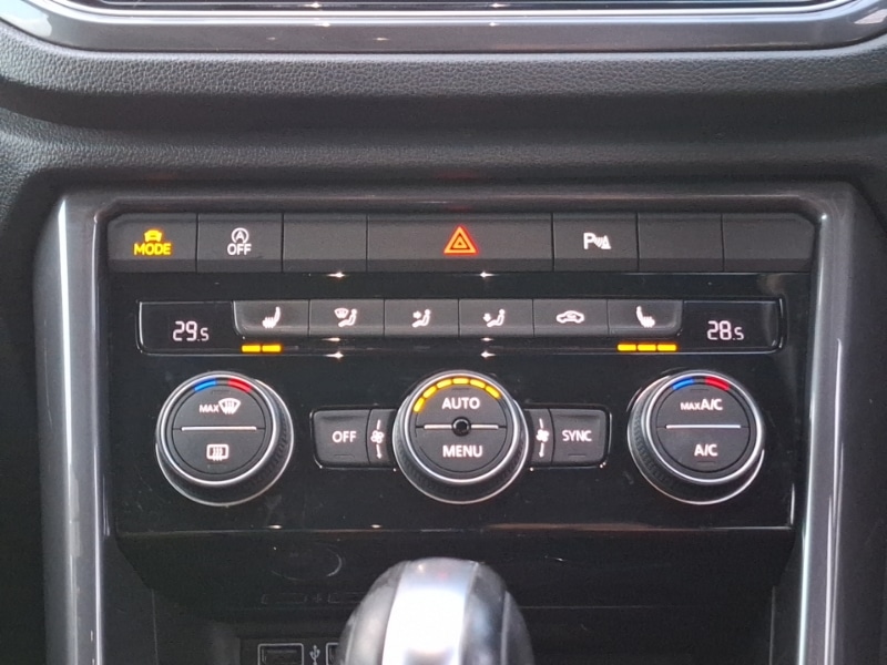 Used Volkswagen T-Roc 2019 for sale - 76974859: Photo 15