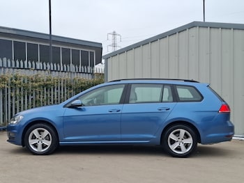 Used Volkswagen Golf 2017 for sale - 78380754: Photo