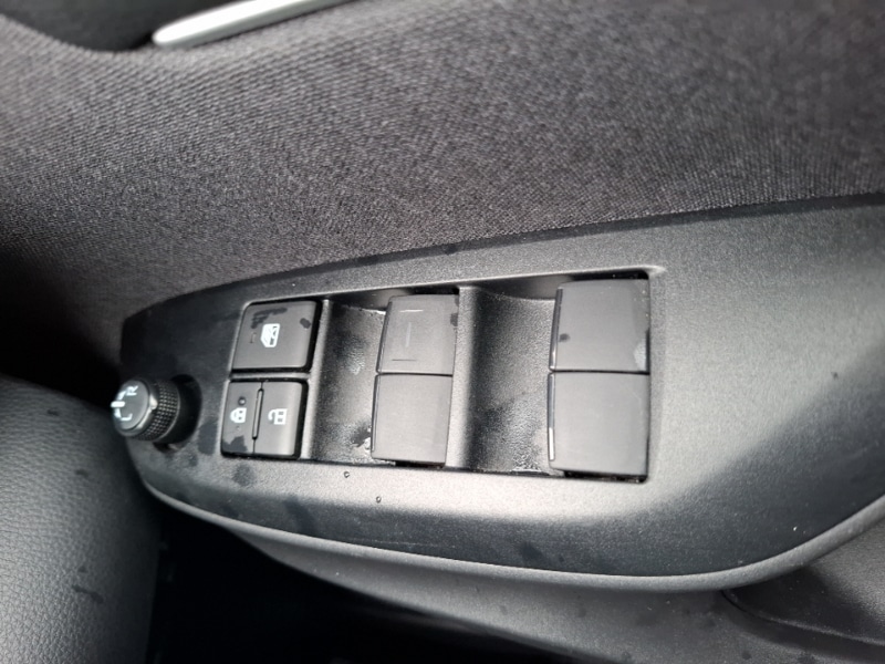 Used Toyota Yaris Cross 2023 for sale - 78099386: Photo 17