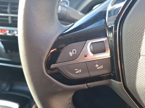 Used Peugeot 208 2023 for sale - 76070962: Photo 12