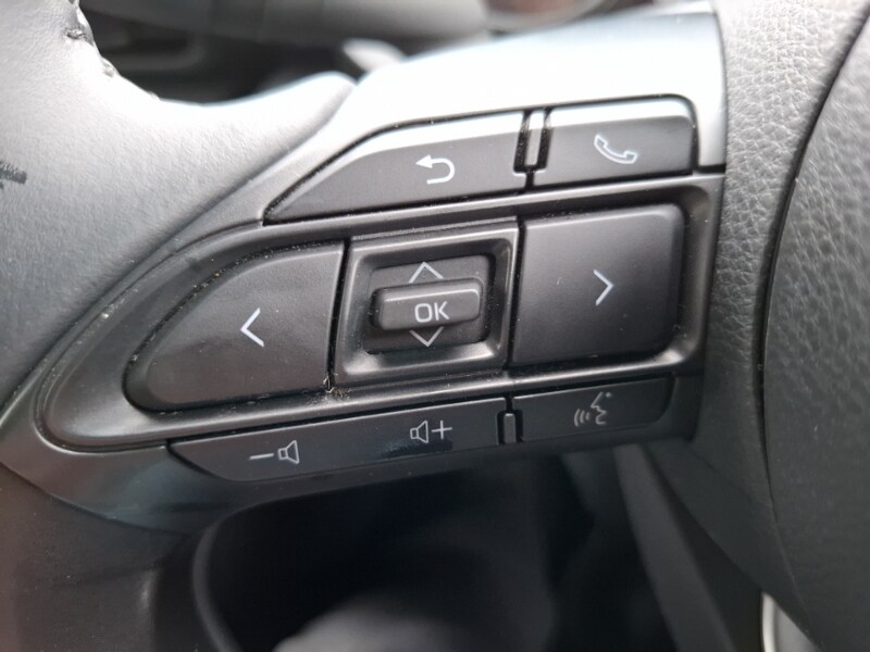 Used Toyota Yaris Cross 2023 for sale - 77999692: Photo 13