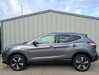 Used Nissan Qashqai 2016 for sale - 79529671: Photo