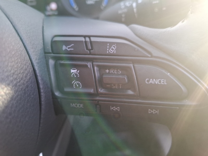 Used Toyota Yaris Cross 2023 for sale - 77573443: Photo 16