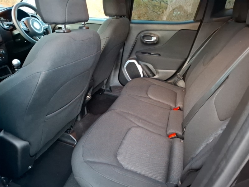 Used Jeep Renegade 2018 for sale - 76974861: Photo 6