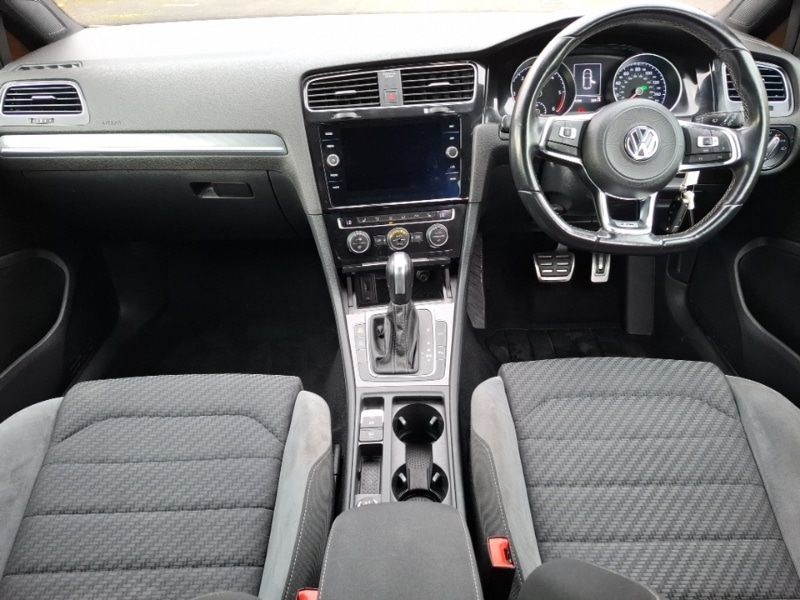 Used Volkswagen Golf 2020 for sale - 76437686: Photo 2