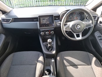 Used Renault Clio 2021 for sale - 78998375: Photo