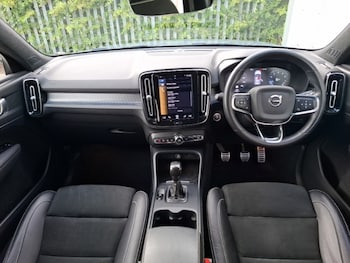 Used Volvo XC40 2021 for sale - 79529678: Photo