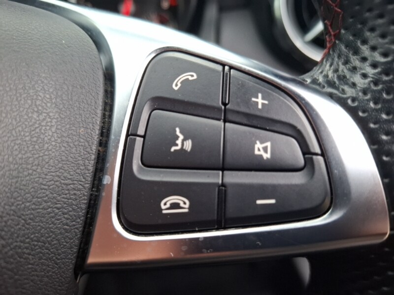 Used Mercedes-Benz GLA 2017 for sale - 77325178: Photo 16