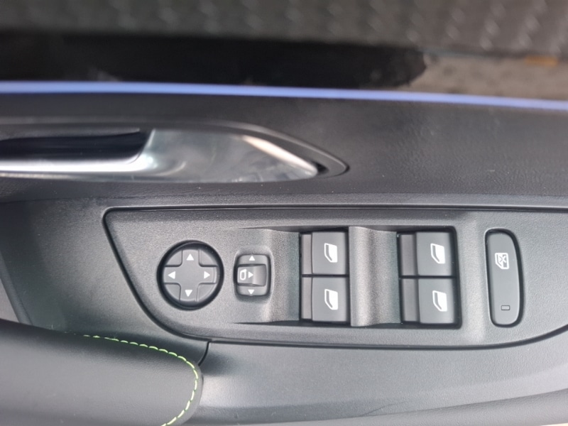 Used Peugeot 2008 2025 for sale - 77047009: Photo 12