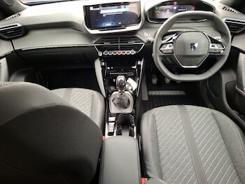 Used Peugeot 2008 2025 for sale - 77453934: Photo