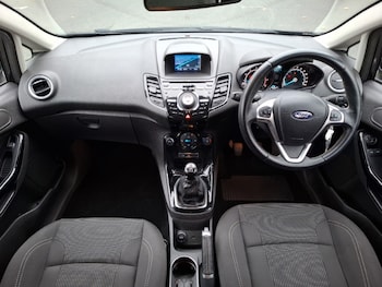 Used Ford Fiesta 2017 for sale - 76289531: Photo