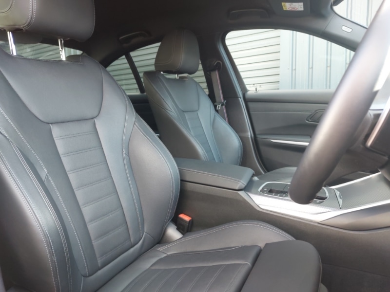 Used BMW 3 Series 2024 for sale - 76560300: Photo 14