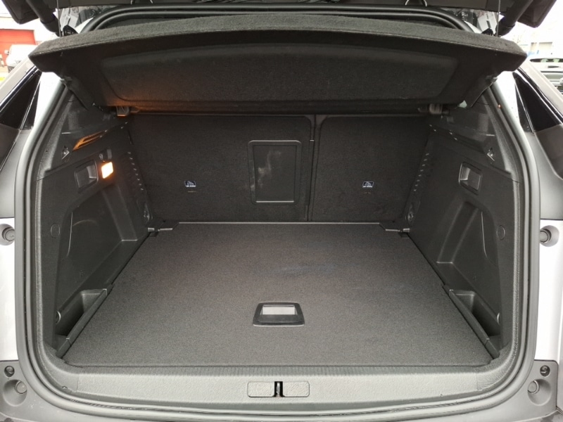 Used Peugeot 3008 2023 for sale - 77034837: Photo 8