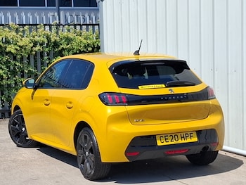 Used Peugeot 208 2020 for sale - 79510684: Photo