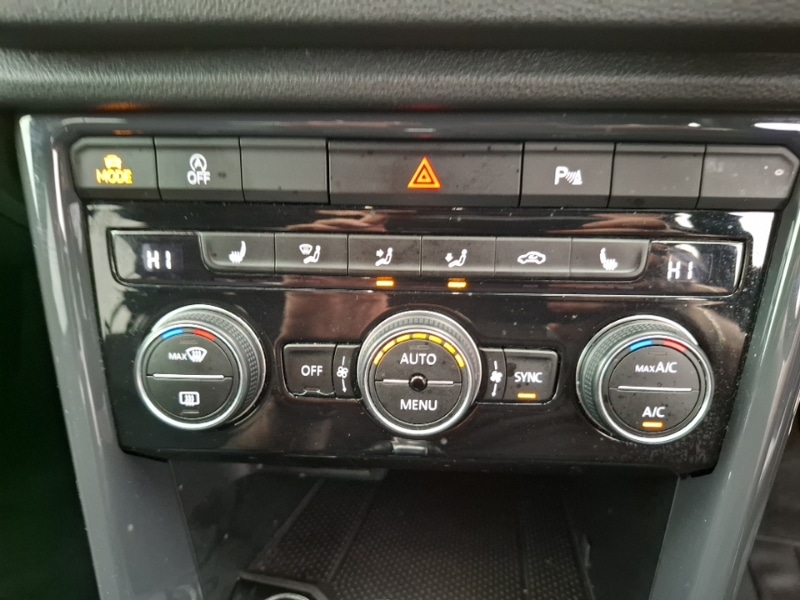 Used Volkswagen T-Roc 2019 for sale - 77704450: Photo 16