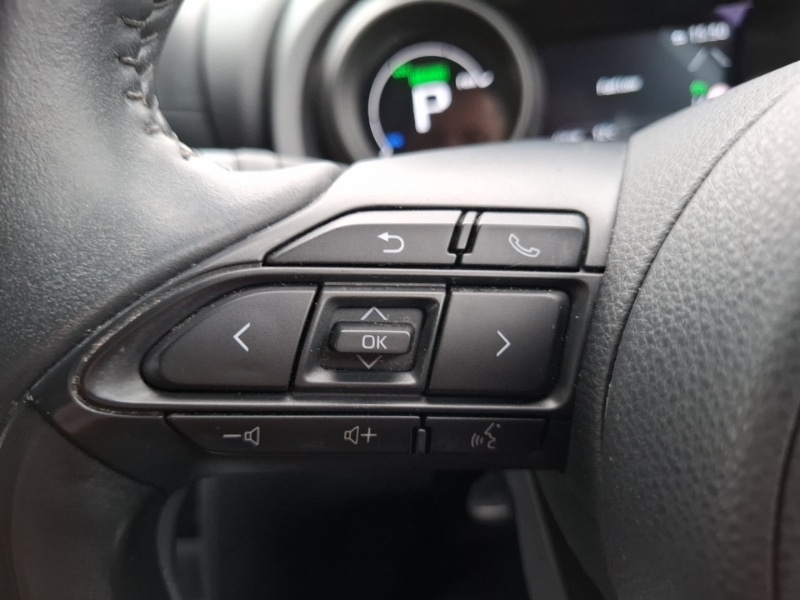 Used Toyota Yaris Cross 2023 for sale - 78005940: Photo 13