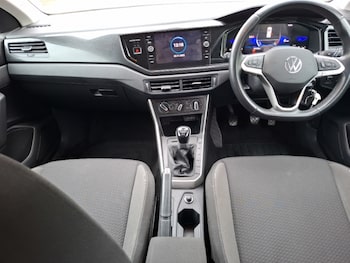 Used Volkswagen Polo 2024 for sale - 76566748: Photo