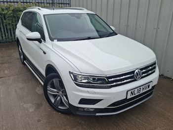 Used Volkswagen Tiguan Allspace 2018 for sale - 78945403: Photo