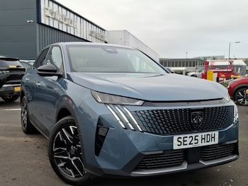 2025 - 1.2 Hybrid 145 Allure 5dr e-DSC6