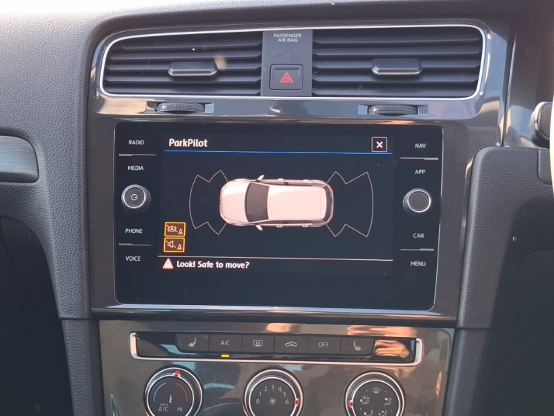 Used Volkswagen Golf 2019 for sale - 76511457: Photo 10