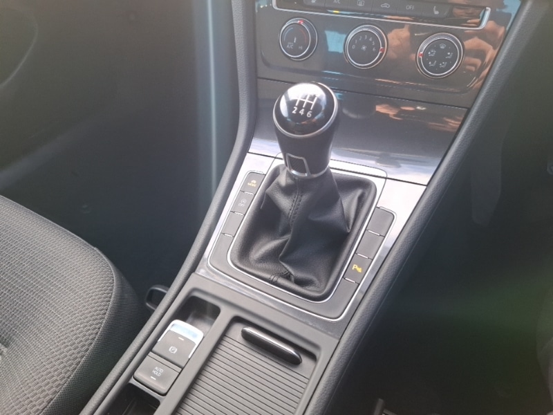 Used Volkswagen Golf 2019 for sale - 76511457: Photo 14