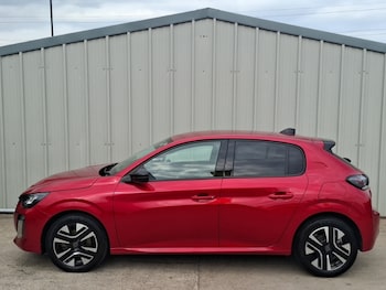 Used Peugeot 208 2025 for sale - 78906053: Photo