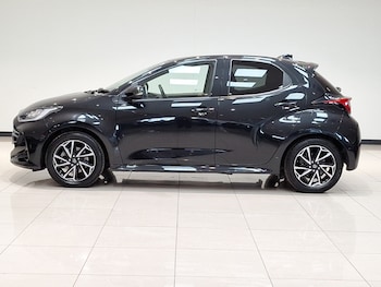 Used Toyota Yaris 2022 for sale - 75618009: Photo