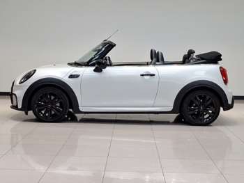 Used MINI Convertible 2024 for sale - 74957012: Photo