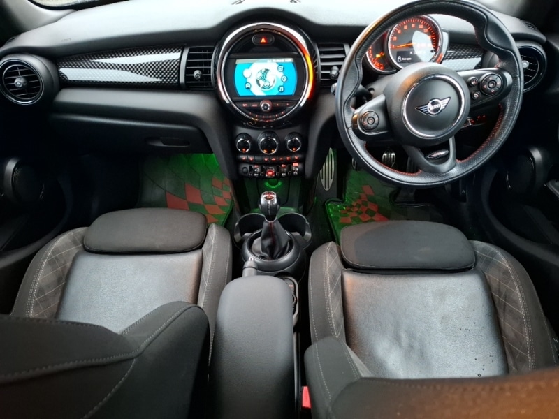 Used MINI Cooper 2018 for sale - 76951786: Photo 2