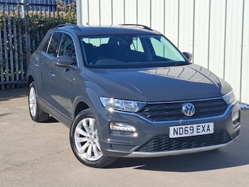 Used Volkswagen T-Roc 2019 for sale - 78361034: Photo