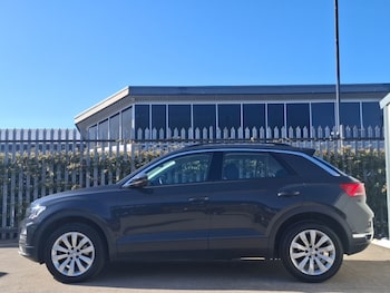 Used Volkswagen T-Roc 2019 for sale - 78361034: Photo