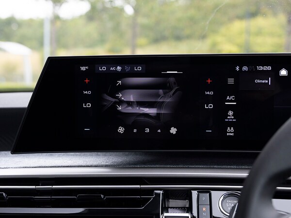 Used Peugeot 3008 2025 for sale - 75718841: Photo 18