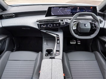Used Peugeot 3008 2025 for sale - 75718841: Photo