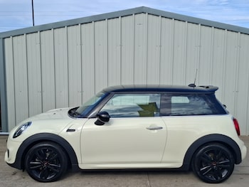Used MINI Hatch 2020 for sale - 79480945: Photo