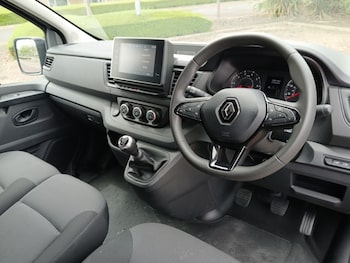Used Renault Trafic 2023 for sale - 75434535: Photo
