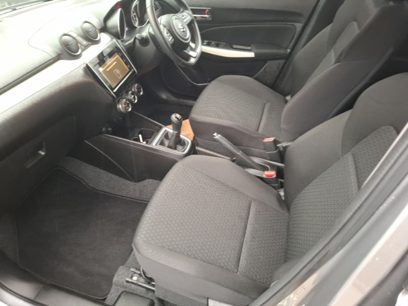 Used Suzuki Swift 2018 for sale - 77338373: Photo 5