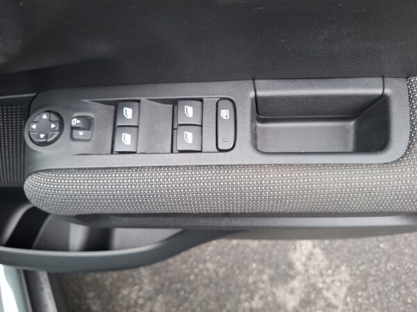 Used Citroen C3 Aircross 2023 for sale - 76268869: Photo 17