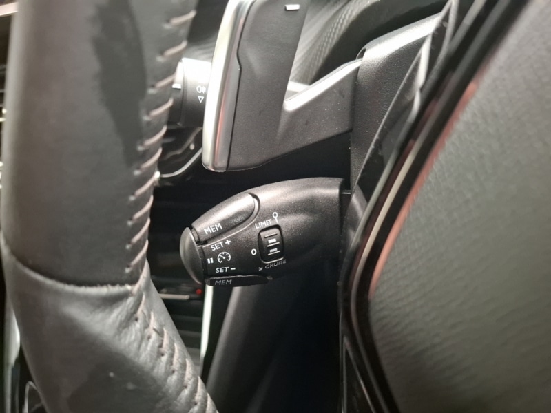 Used Peugeot 2008 2023 for sale - 77702335: Photo 13