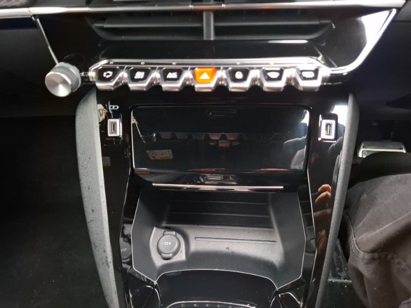 Used Peugeot 2008 2023 for sale - 77702335: Photo 16