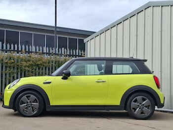 Used MINI Cooper 2023 for sale - 78647610: Photo