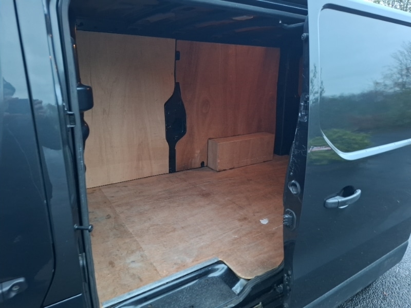 Used Renault Trafic 2024 for sale - 76630819: Photo 6