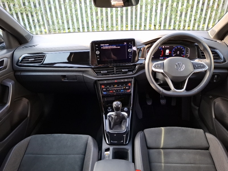 Used Volkswagen T-Roc 2022 for sale - 77969379: Photo 2