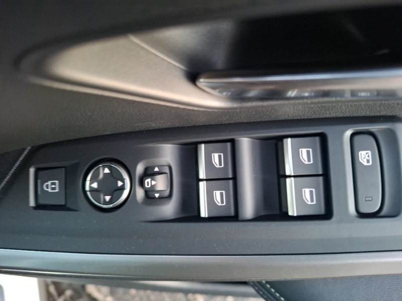 Used Peugeot 3008 2025 for sale - 77108057: Photo 12