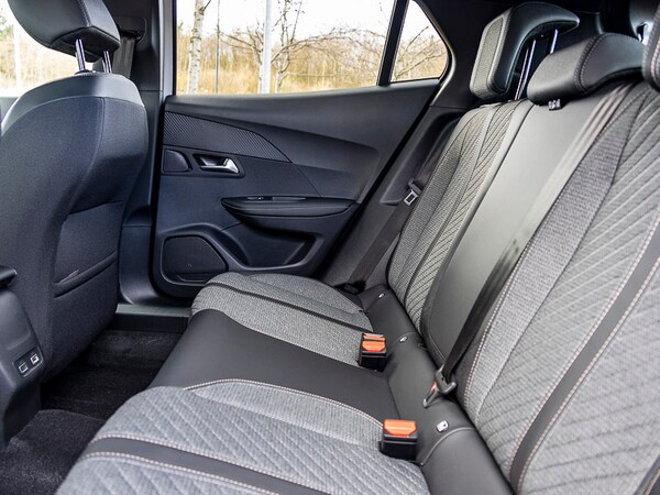 Used Peugeot 2008 2025 for sale - 74354428: Photo 6