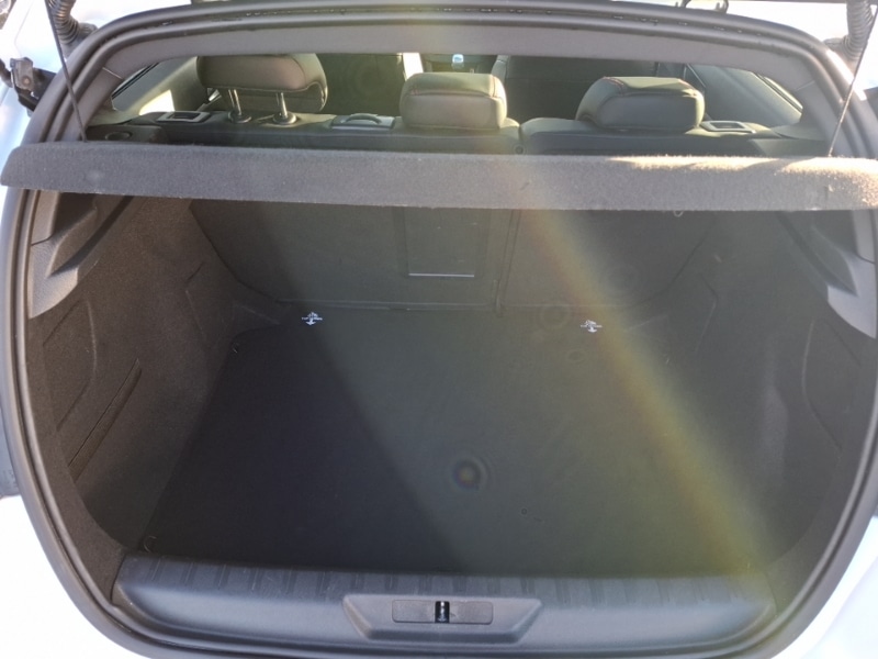 Used Peugeot 308 2019 for sale - 77126402: Photo 8