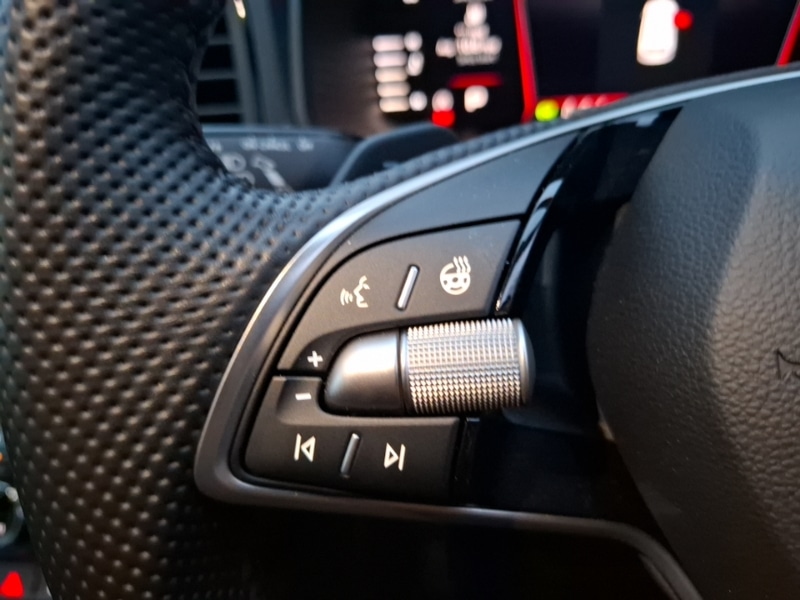 Used Skoda Karoq 2024 for sale - 76465112: Photo 15