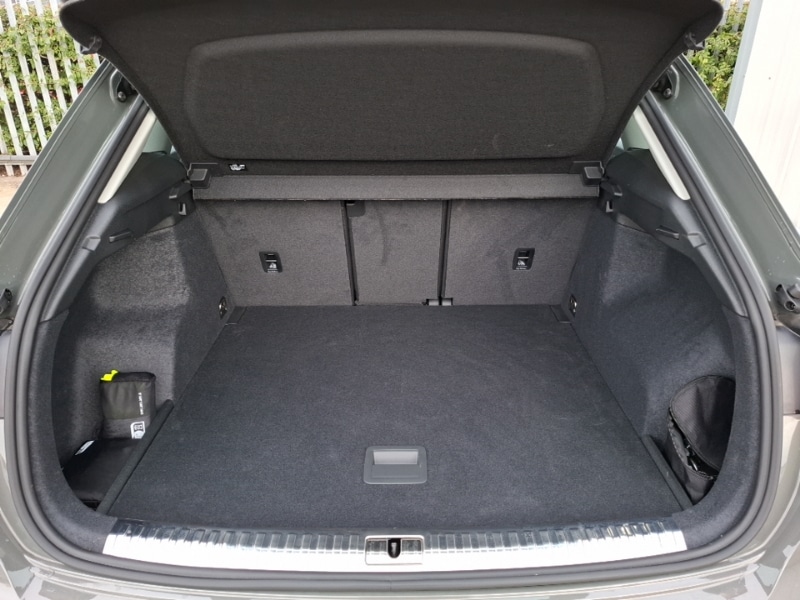 Used Audi Q3 2025 for sale - 78132701: Photo 2