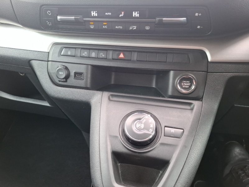 Used Peugeot Traveller 2020 for sale - 78178440: Photo 12