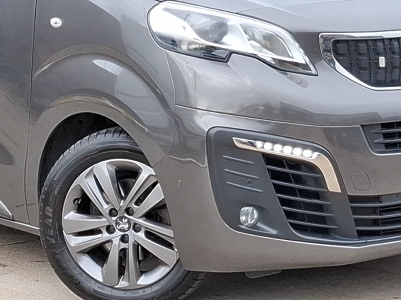 Used Peugeot Traveller 2020 for sale - 78178440: Photo 9