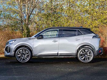 Used Peugeot 2008 2025 for sale - 77046999: Photo